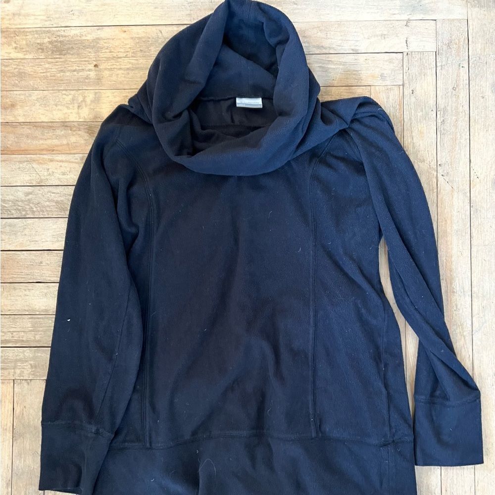 Columbia black fleece tunic with cowl neck, size large.